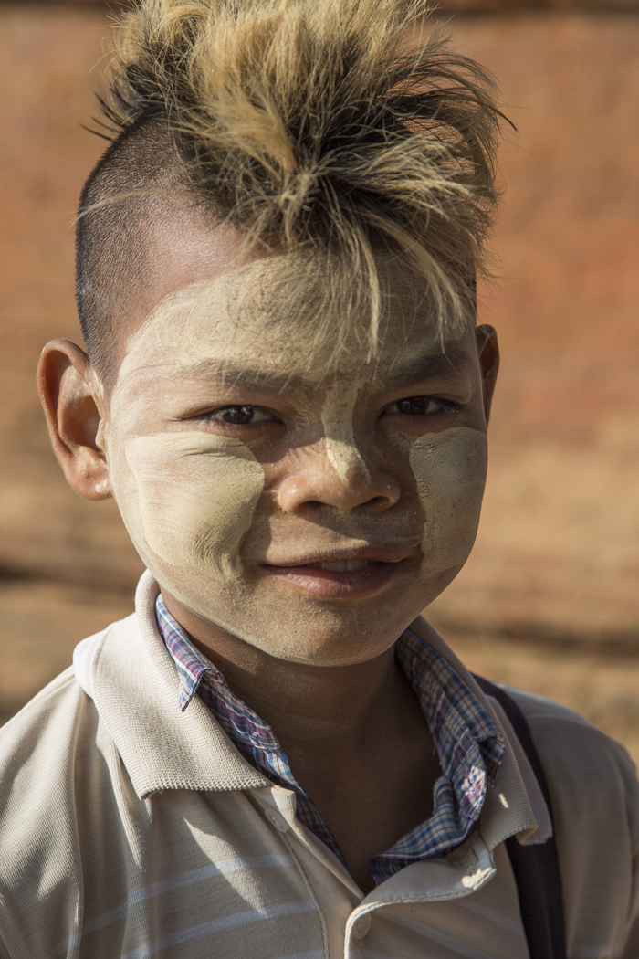  Myanmar Boy 